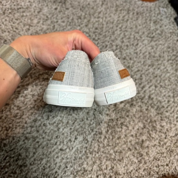 Blowfish Malibu Play Slip-On Sneaker -size 8.5 - Picture 4 of 5